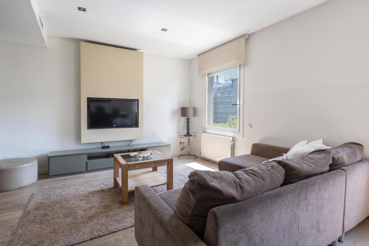 Rent Top Apartments Avenida Diagonal Барселона Екстер'єр фото
