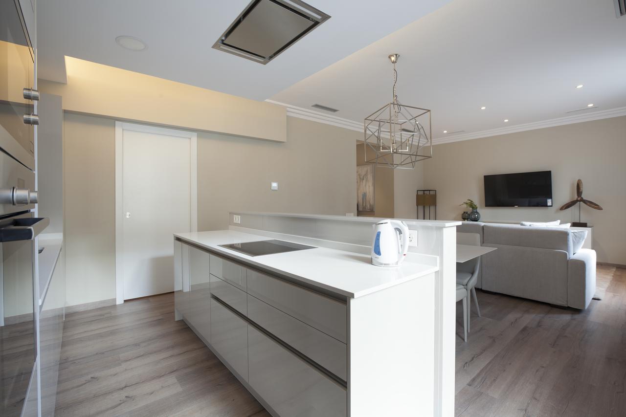 Rent Top Apartments Avenida Diagonal Барселона Екстер'єр фото